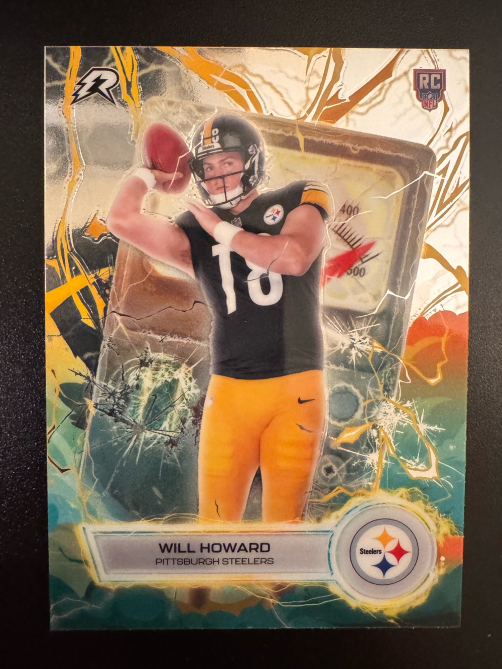 Topps Resurgence 2026 Pittsburgh Steelers Card — Black, Gold, White